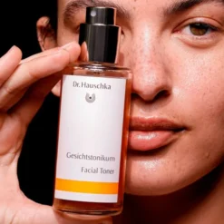 Dr. hauschka Lozione Tonificante Viso Pelle Normale, Secca e Sensibile 100 ml